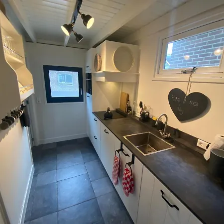 Holiday home Op De Hendrik Hoeve In Buren