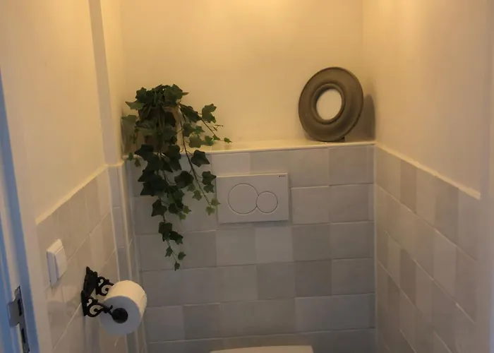 Op De Hendrik Hoeve In * Buren (Gelderland)